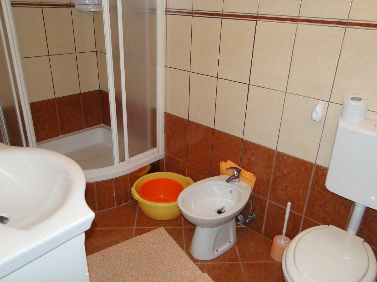 Mir Apartments プリモシュテン エクステリア 写真