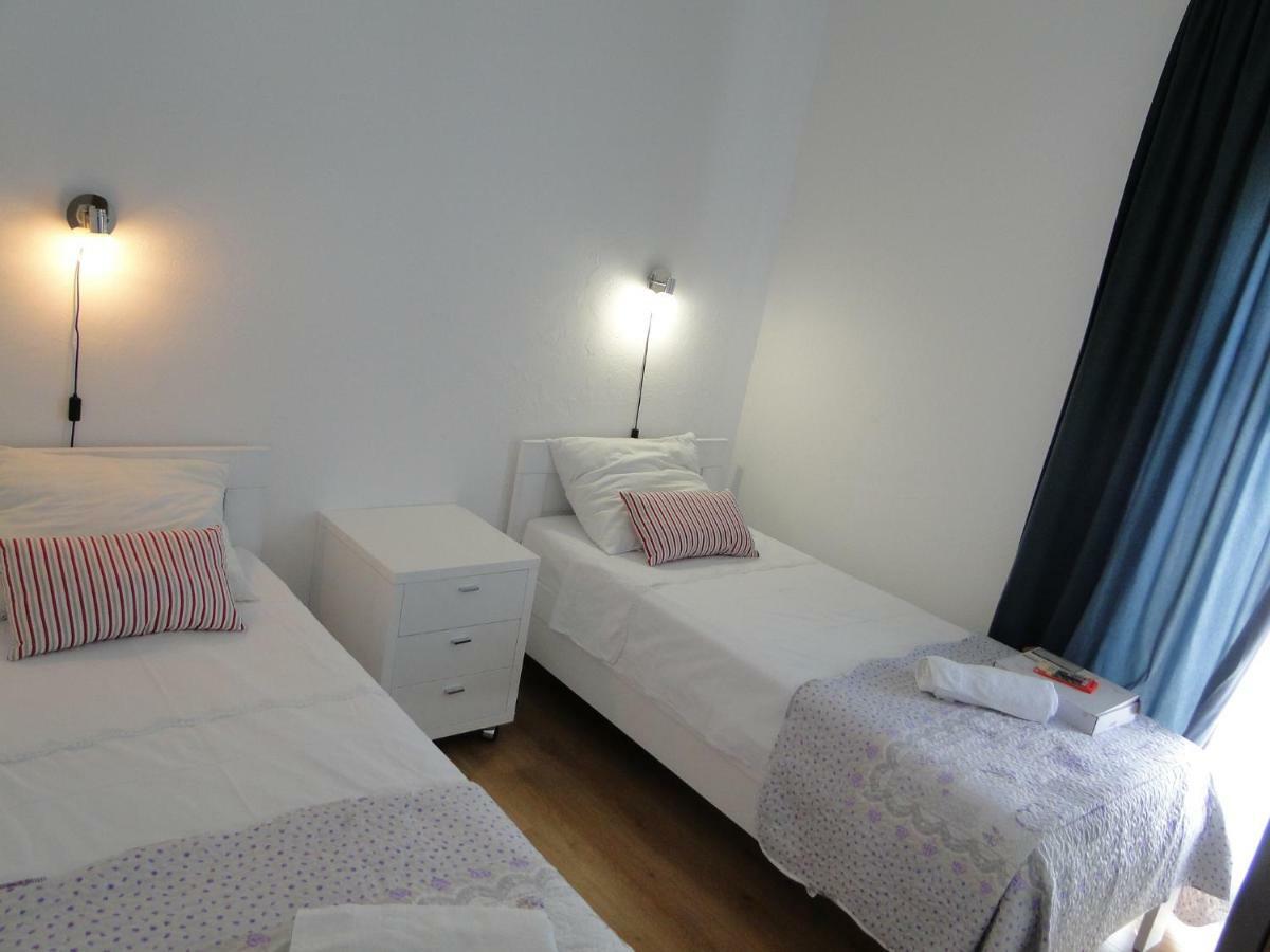 Mir Apartments プリモシュテン エクステリア 写真